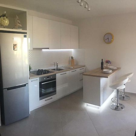 Apartmani Porat Malinska Eksteriør billede