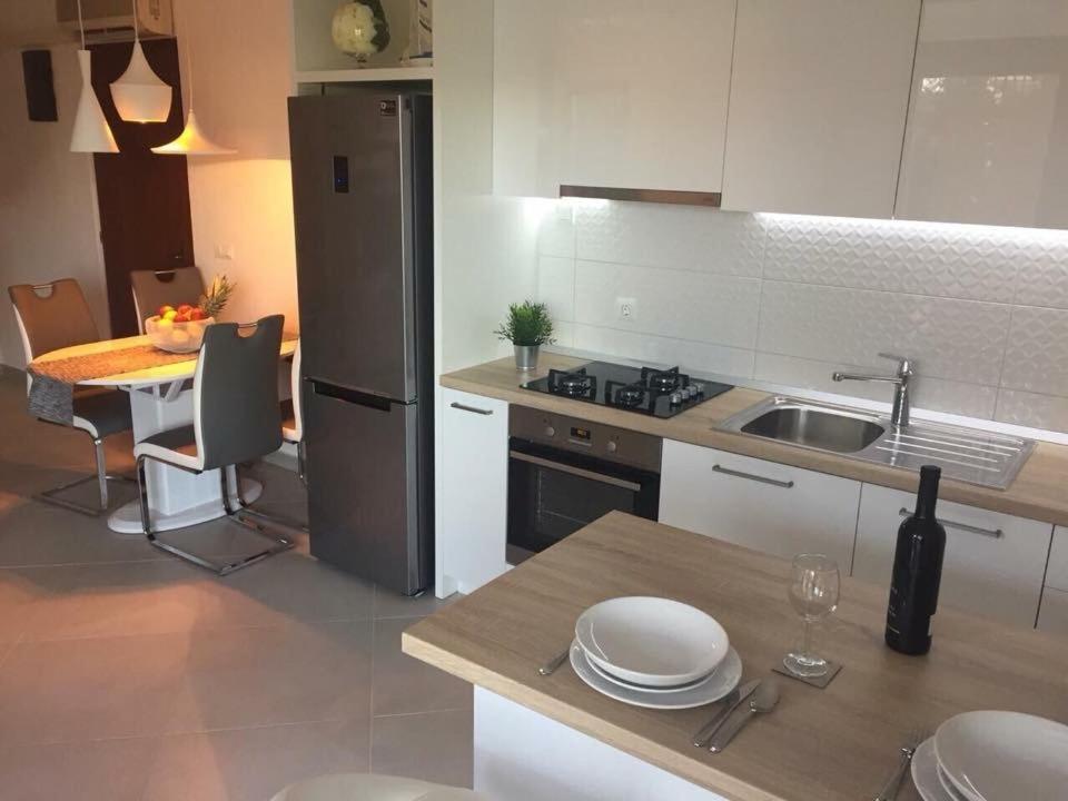 Apartmani Porat Malinska Eksteriør billede